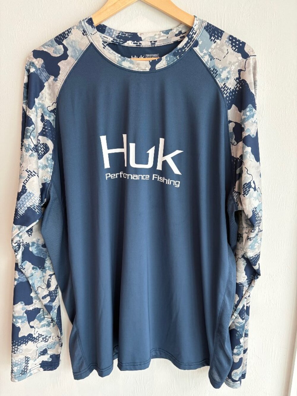 Huk Long Sleeve Fishing Shirt Mens Size XL